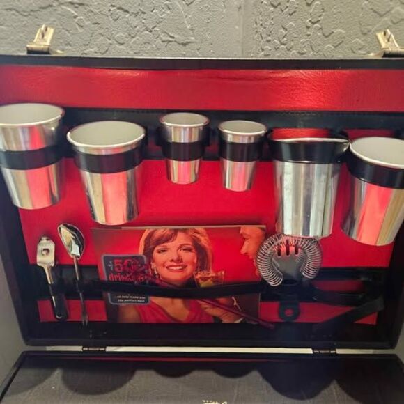 MCM Black Leather Travel Bar with Accessories Bar Caddy 17" x 6" - Picture 2 of 10